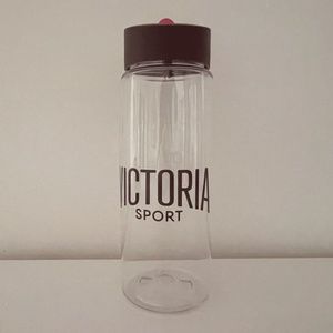 Victoria Sport Water Bottle - Plastic - NWOT